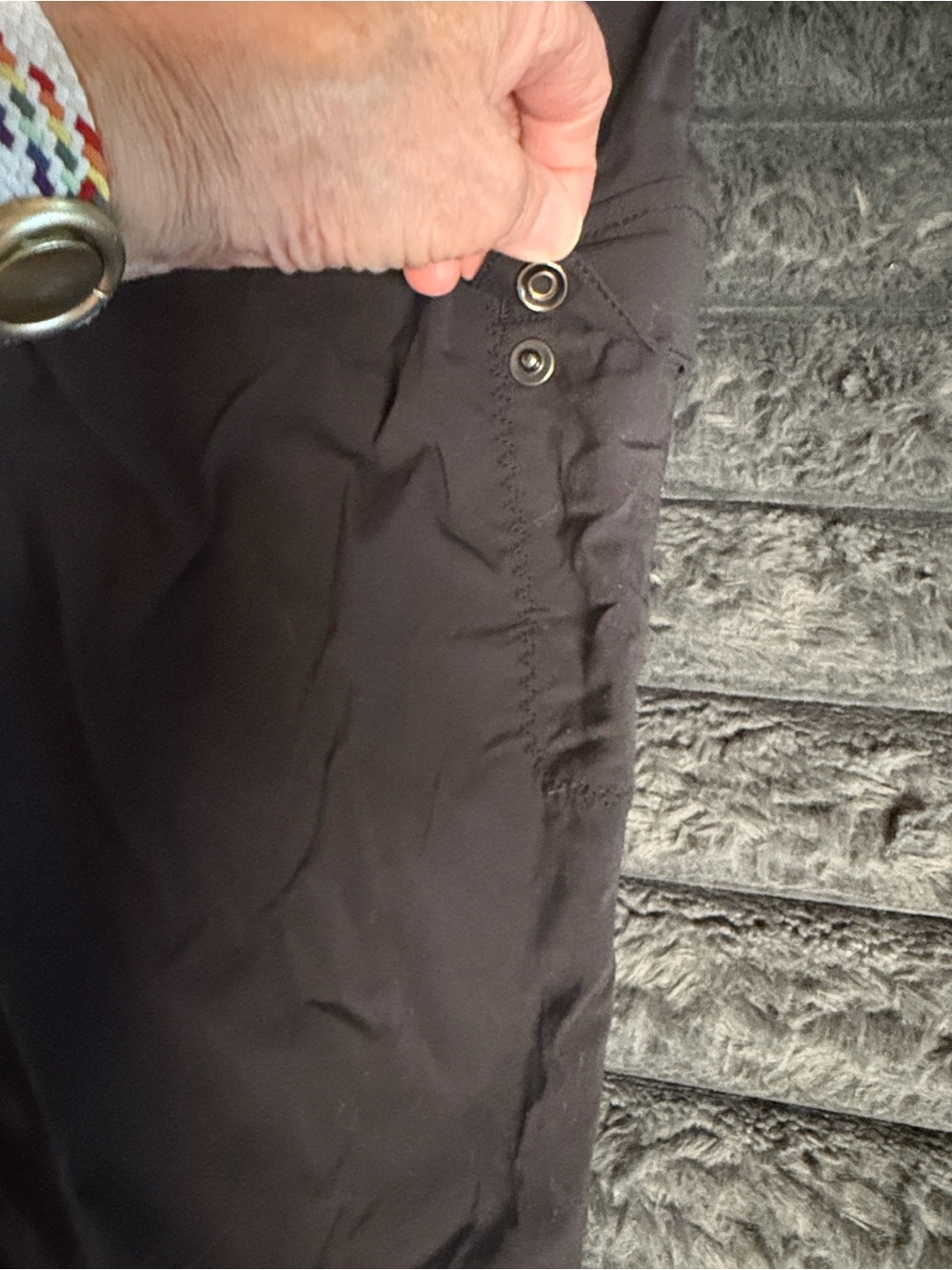 Eddie Bauer Black Women's Cargo Capris - Picture 14 of 15
